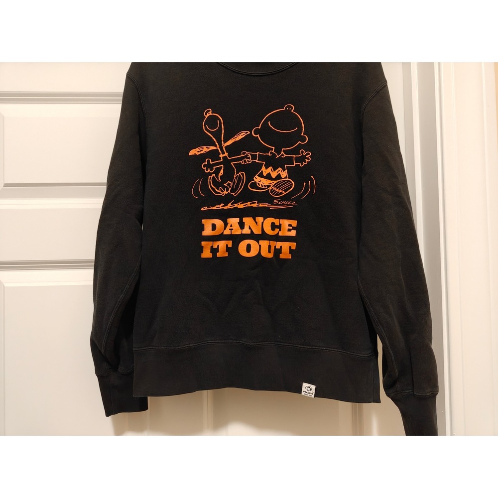 Uniqlo UT Peanuts Snoopy Charlie Brown Dance It Out Sweatshirt Black XS 442118 - Picture 8 of 10